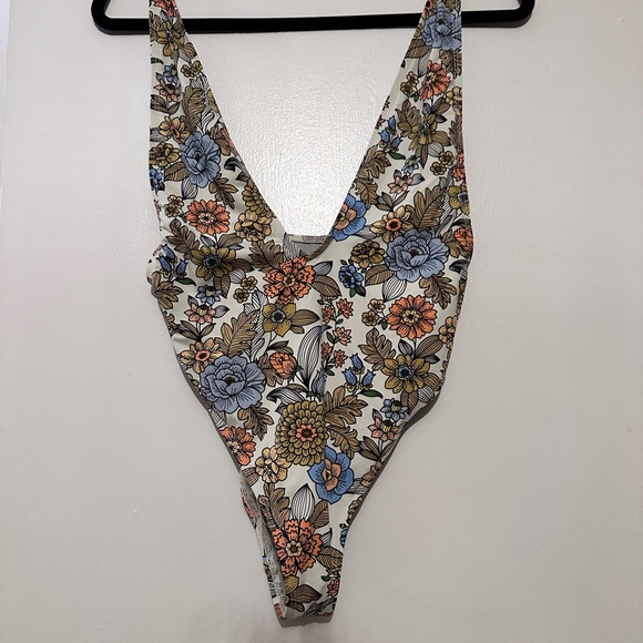 Dippin Daisys One Piece Swimsuit - Picture 1 of 6